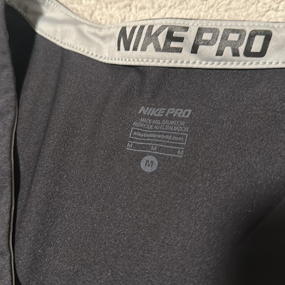 Nike Pro Long Sleeve - Picture 2 of 3